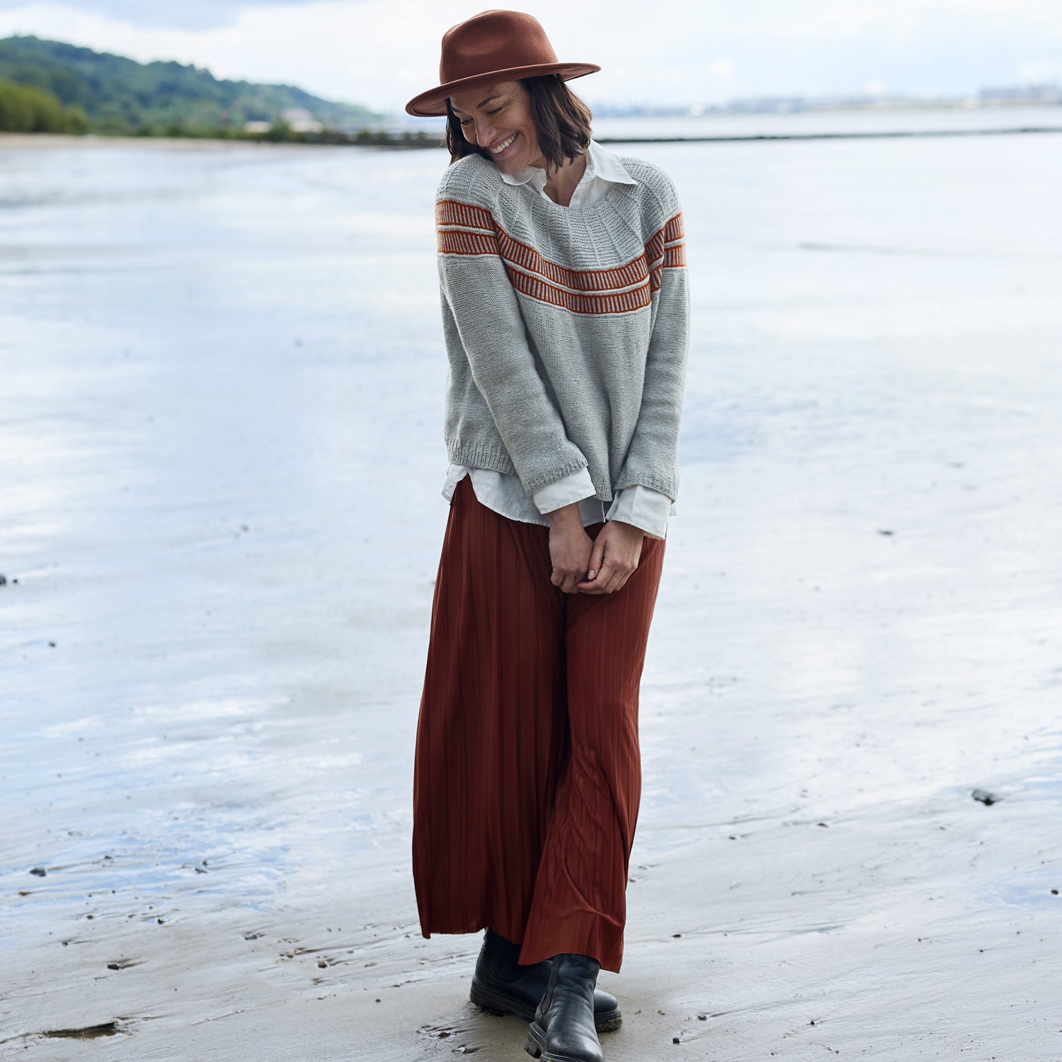 Rosy Green Wool Precious Memory schema maglione top-down