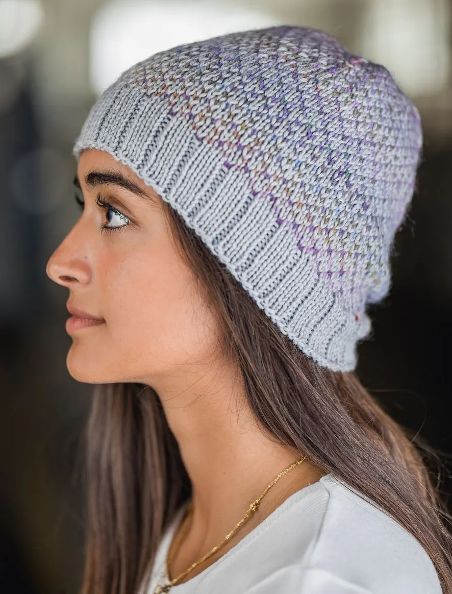 Rosarios4 355 Gorro Montflower modello maglia donna